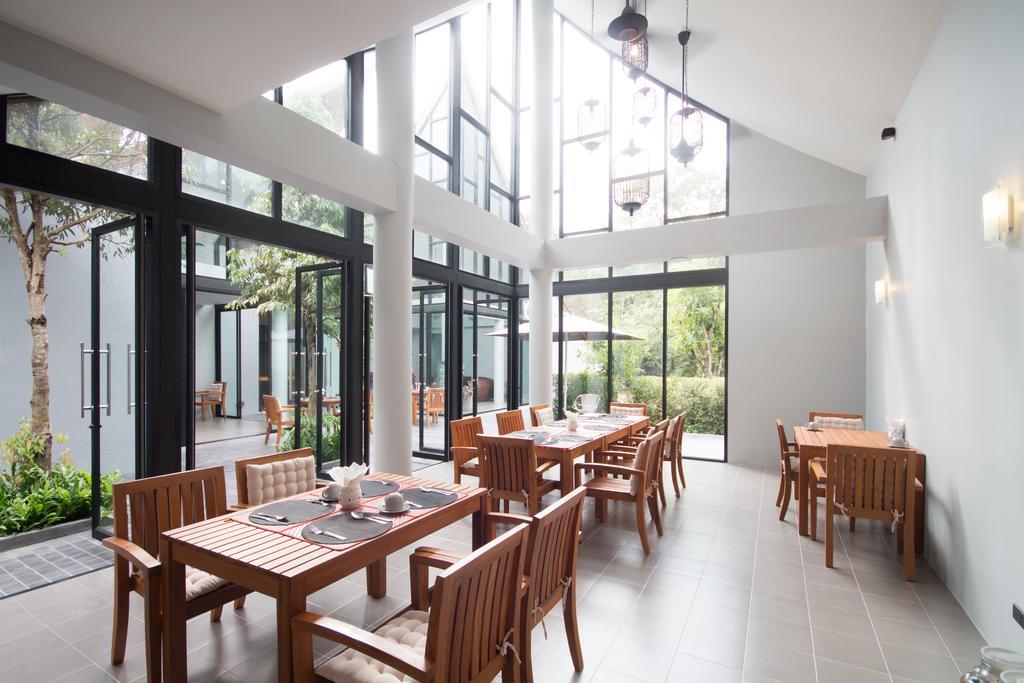 Villa Thalanena By The Beach Екстериор снимка