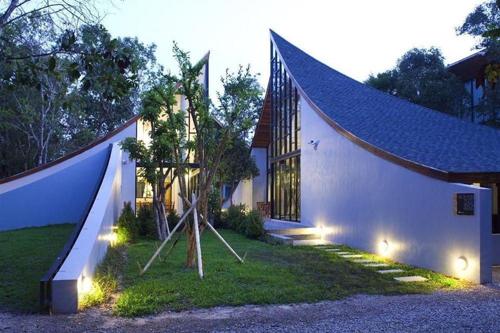 Villa Thalanena By The Beach Екстериор снимка